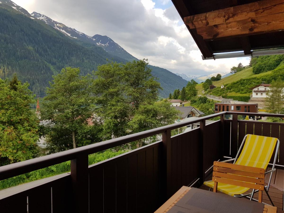 Bed and Breakfast Haus Tannegg Pettneu am Arlberg Exterior foto